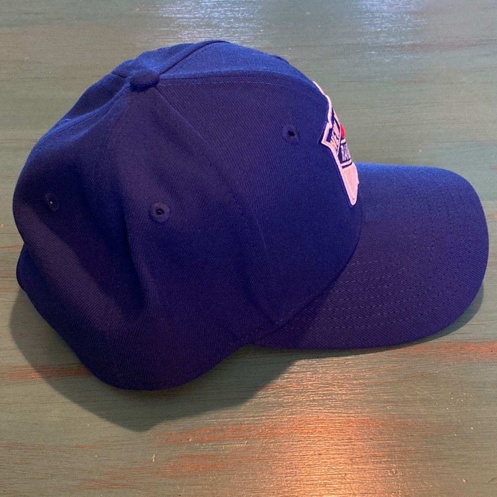 New York Rangers hat - Picture 2 of 6